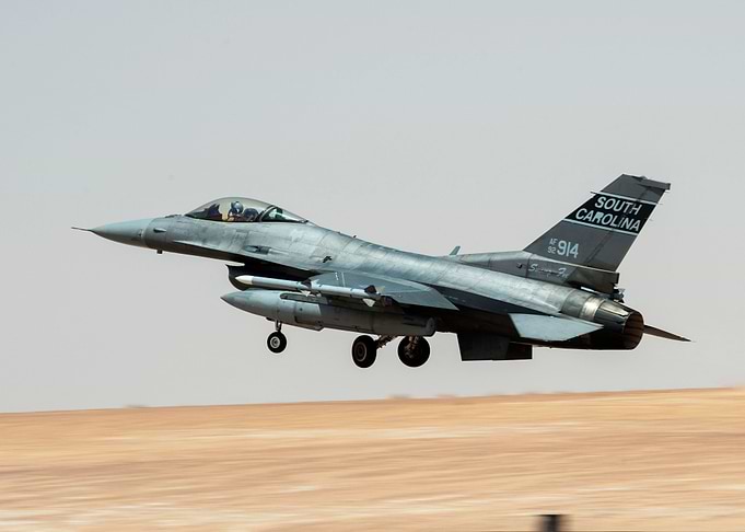 F16 D