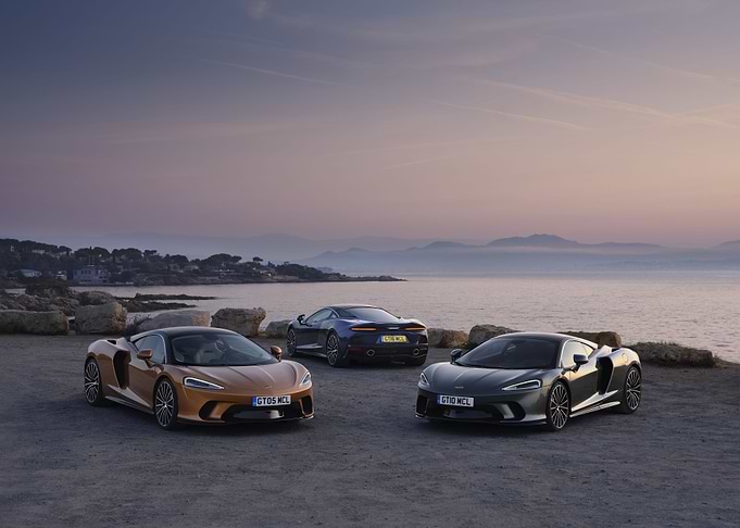 McLaren GT