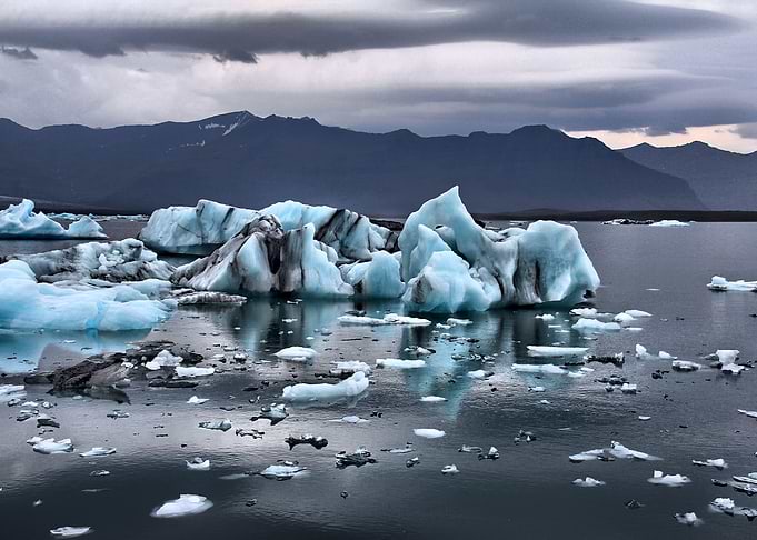 Icelandic Glaciers adrift