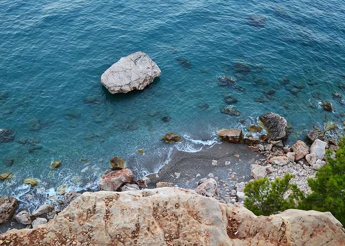 Ocean Cliff