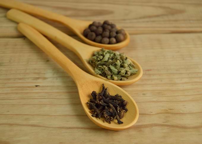 Spoons and Spices