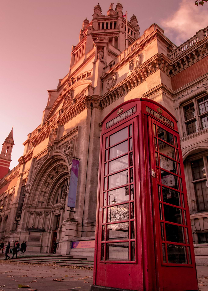 Victoria and Albert Museum