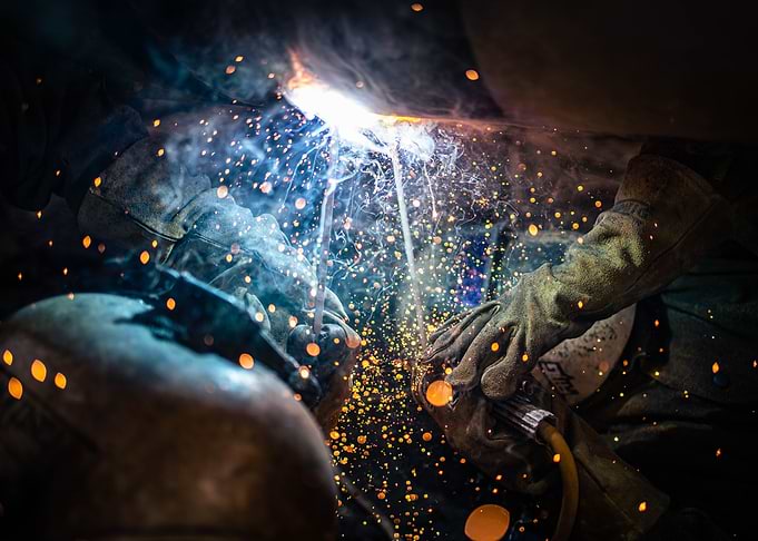 Lying down welding