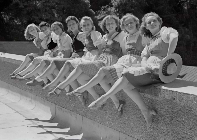 Fair maidens