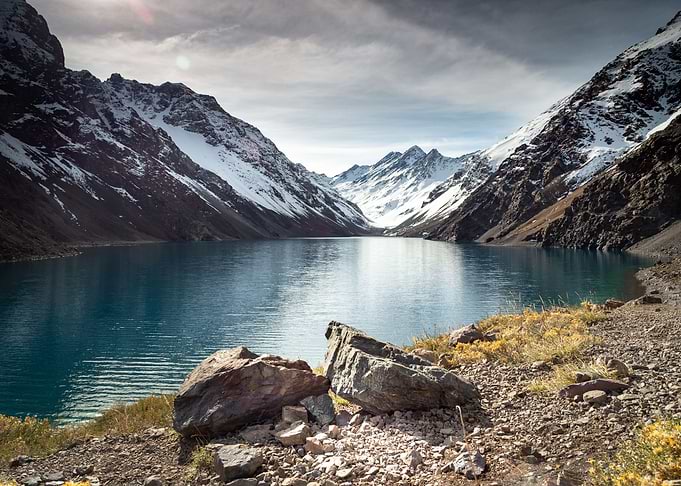 Laguna del inca lake surro