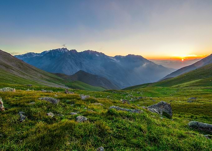 Summer sunset in the mount