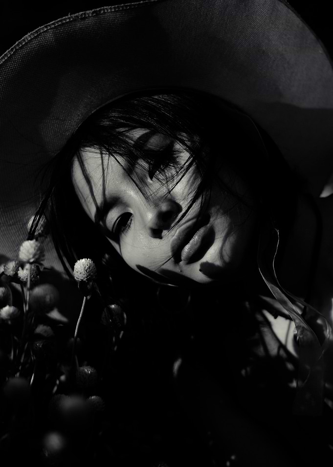 Dark and Mysterious women