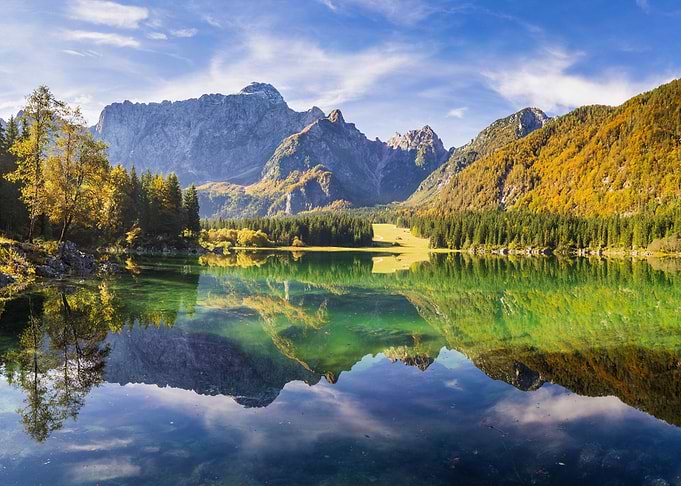 Lake Mountains Scenery
