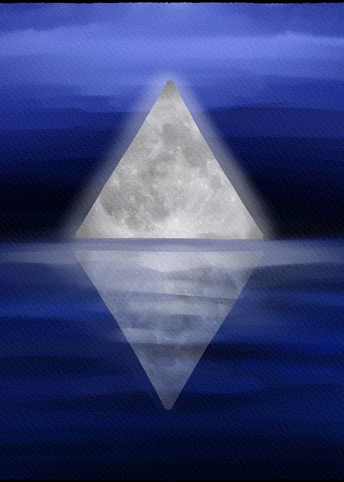 Triangle moon