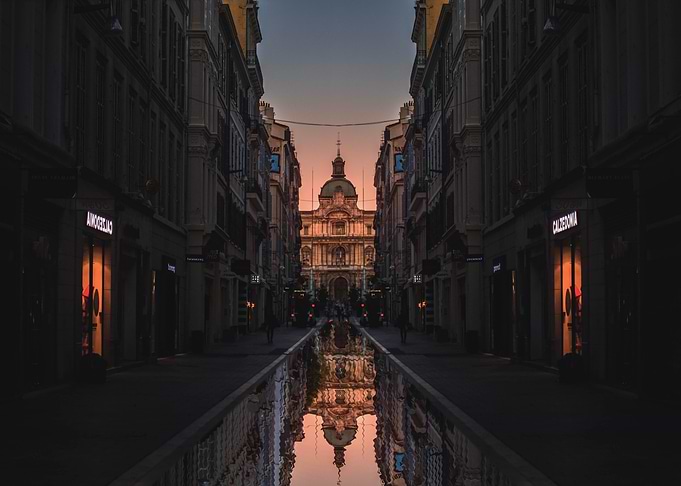 City reflect