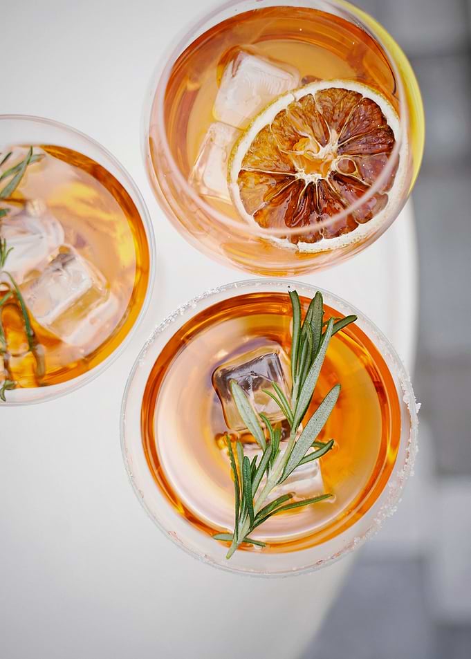 Ice tea cocktail