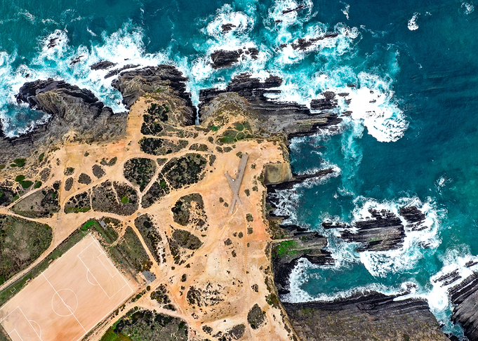 Shore cliffs waves