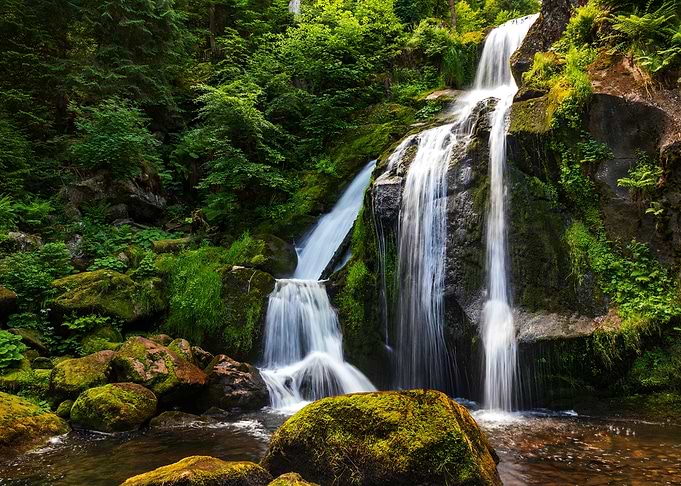 Cascade waterfalls