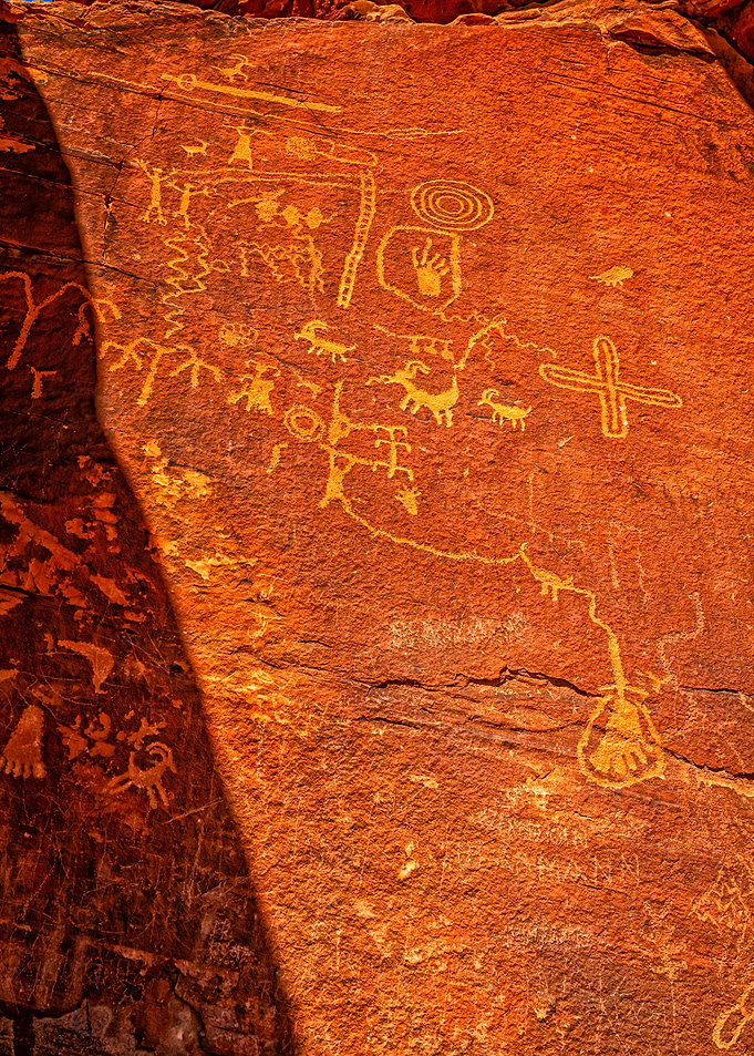 Petroglyphs at Fire State