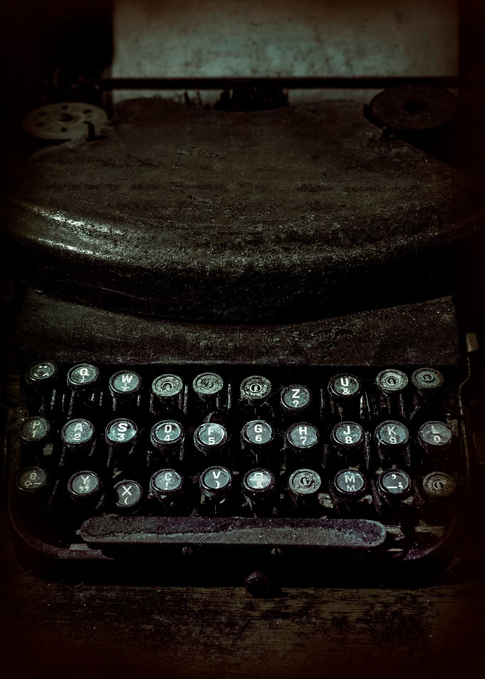 An old typewriter