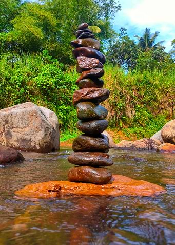Balancing Stones