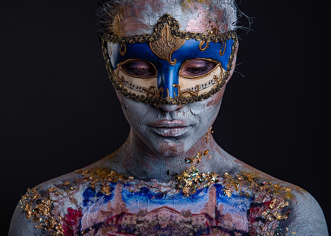 Creative podium makeup in