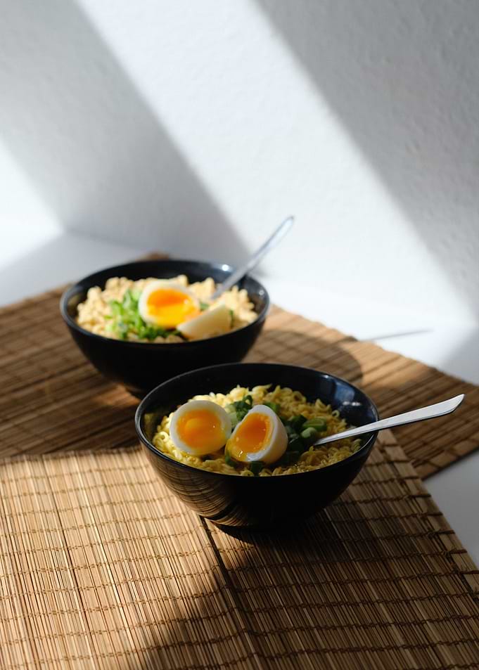 eat egg