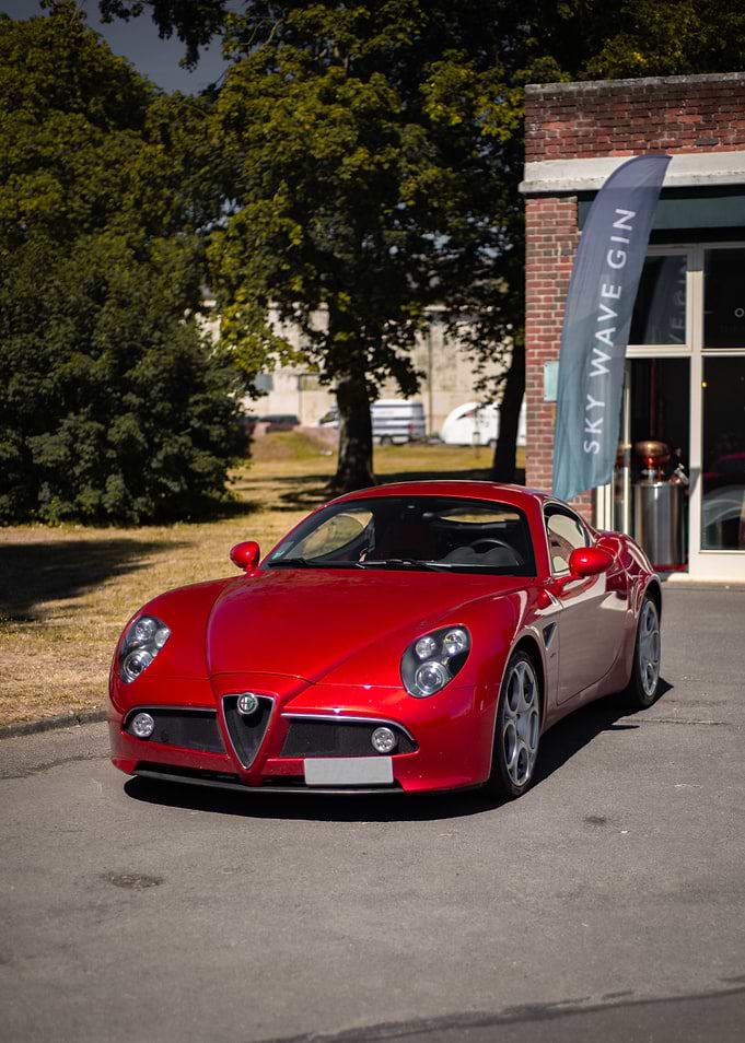 Alfa Romeo 8C Front
