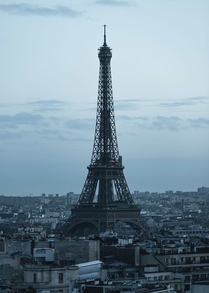 Eiffel Tower at dusk