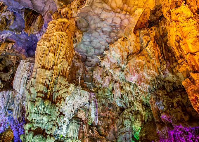 Amazing stalactites