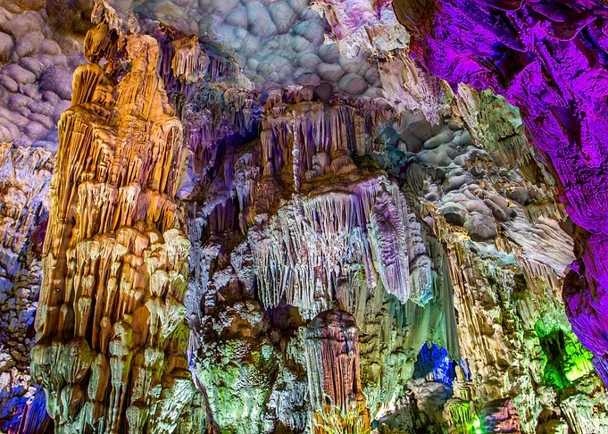 Amazing stalactites