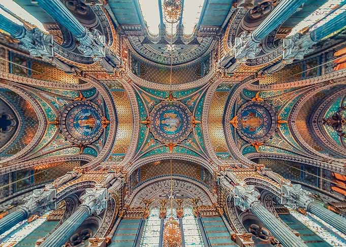 Fourviere ceiling