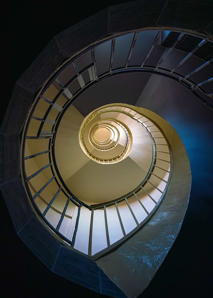 Modern spiral staircae