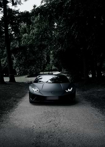Black Huracan