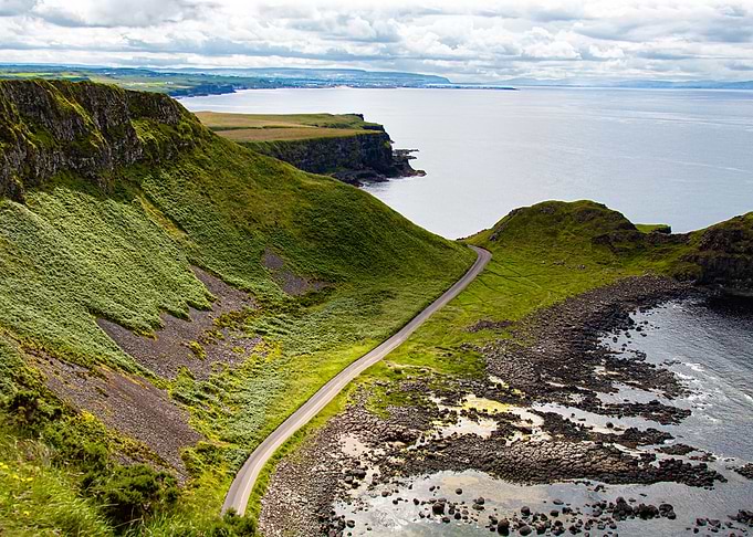 Heading Giants causeway