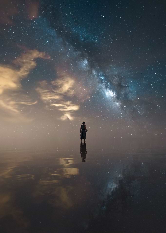 Mirror of Endless Universe