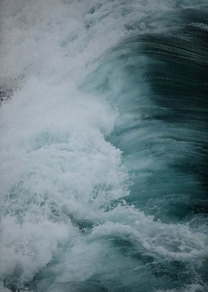 Crashing Waves