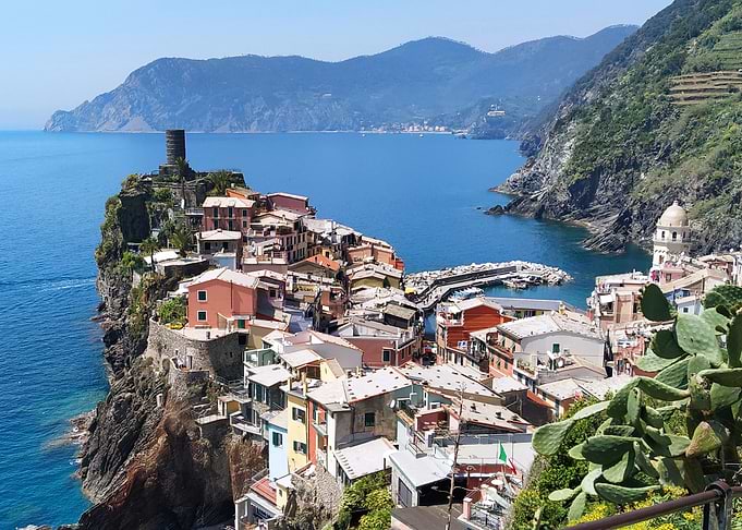 Cinque Terre Vernazza