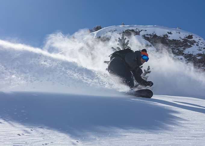 Snowboarding Action
