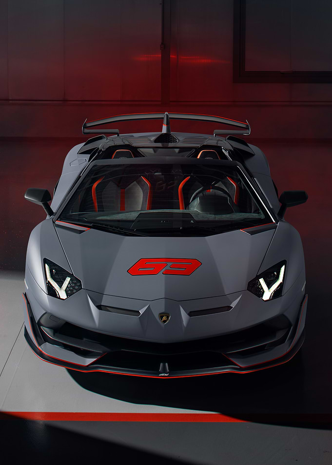 Lamborghini Aventador