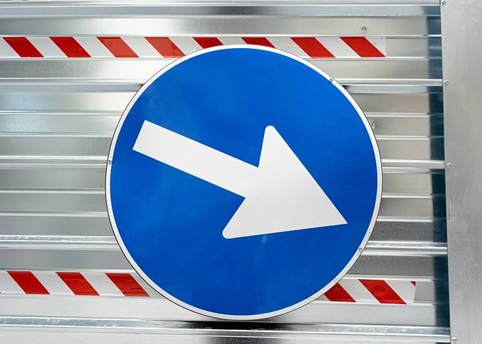 Street sign arrow directio