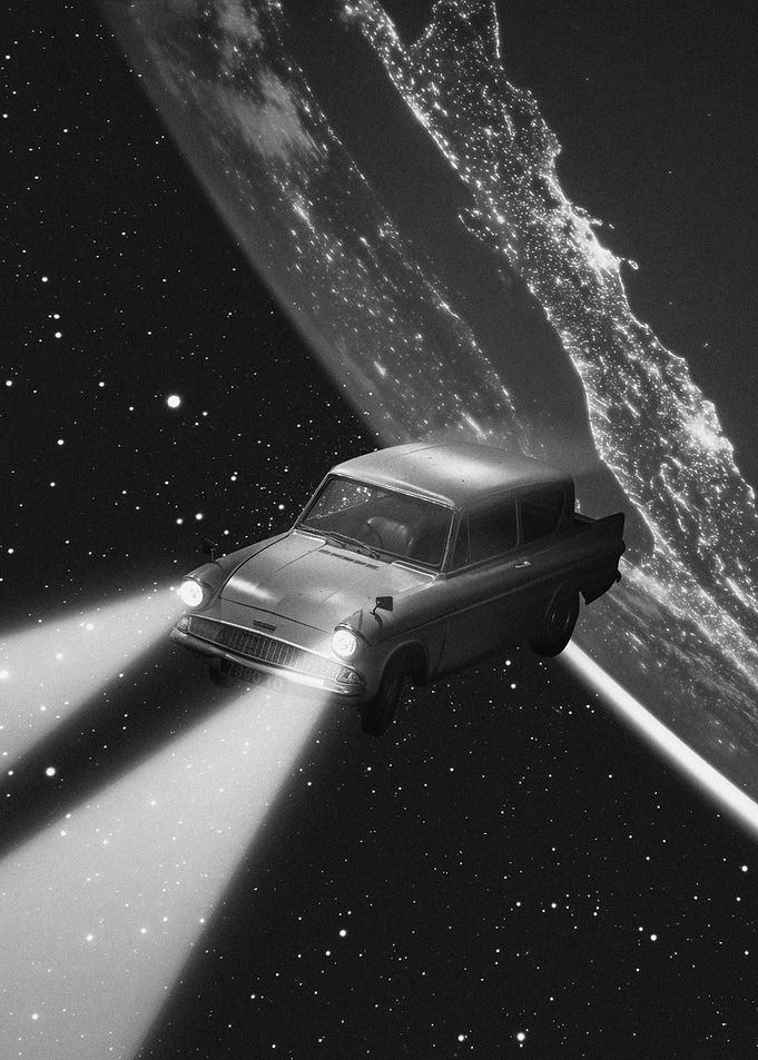 AUTOPILOT BLACK AND WHITE