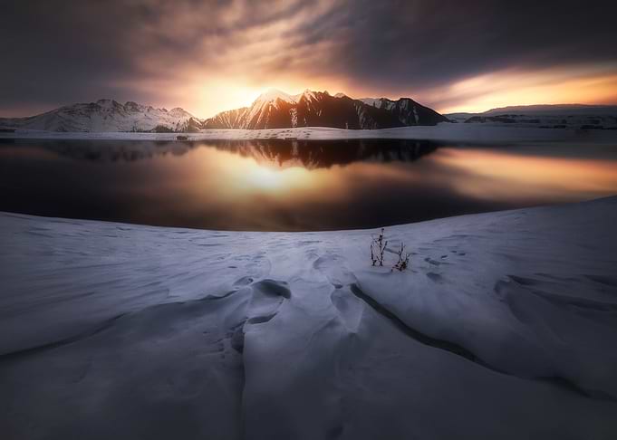 Mountains at Lake Winter