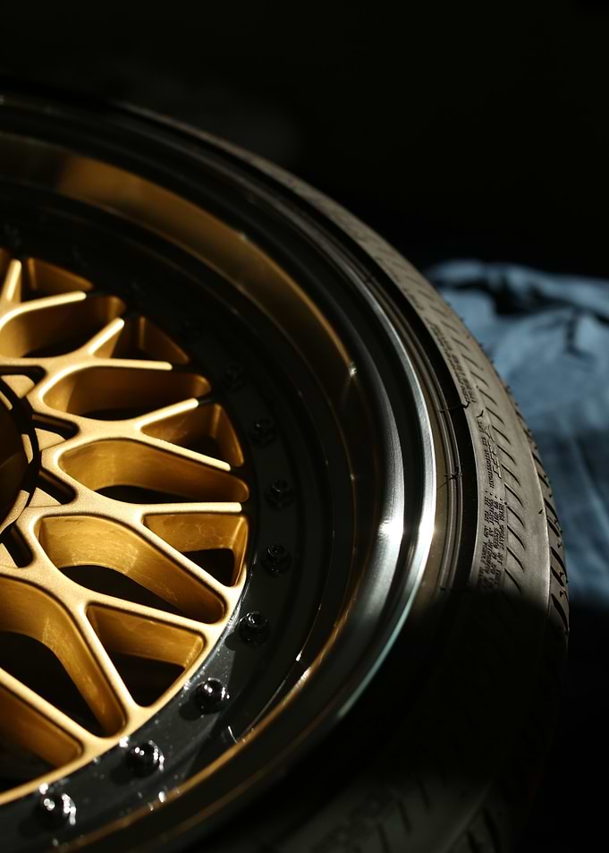 Car wheel minimal