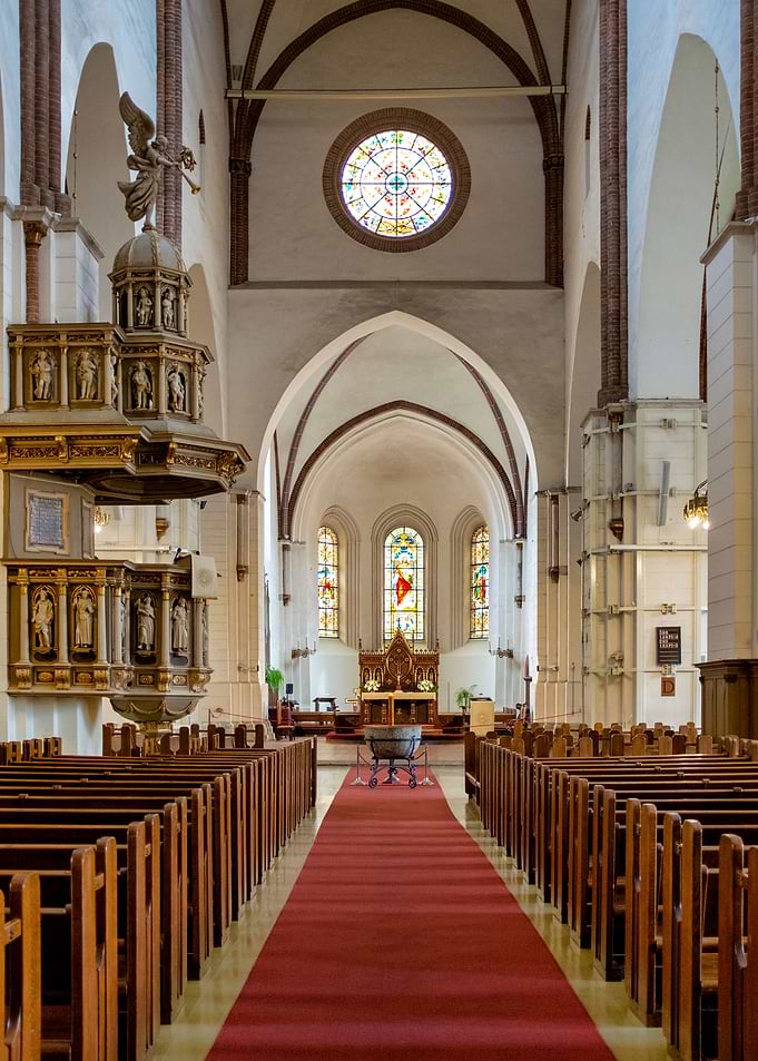 St Saviours Church
