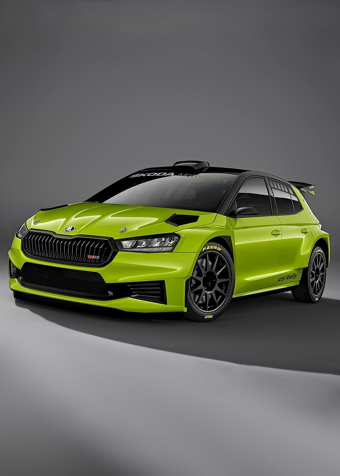 Fabia Rally2 RS on plate