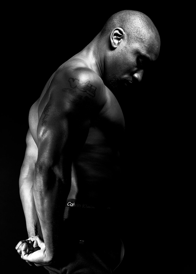 Black minimalism Body Art