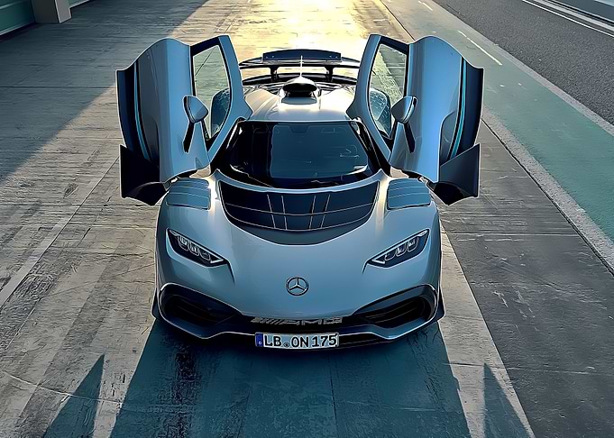 Mercedes AMG