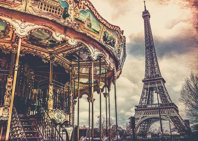Carousel Retro Eiffel Park