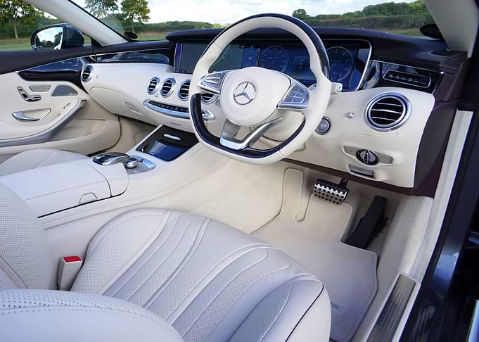 Mercedes Benz