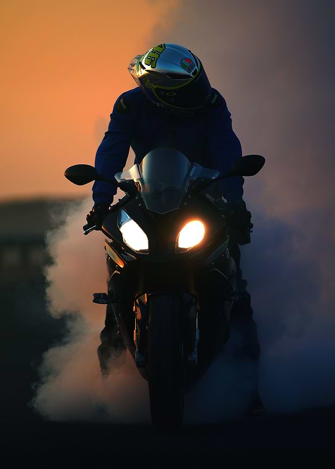 Yamaha R1
