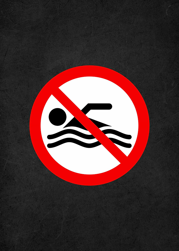 dont swim danger sign