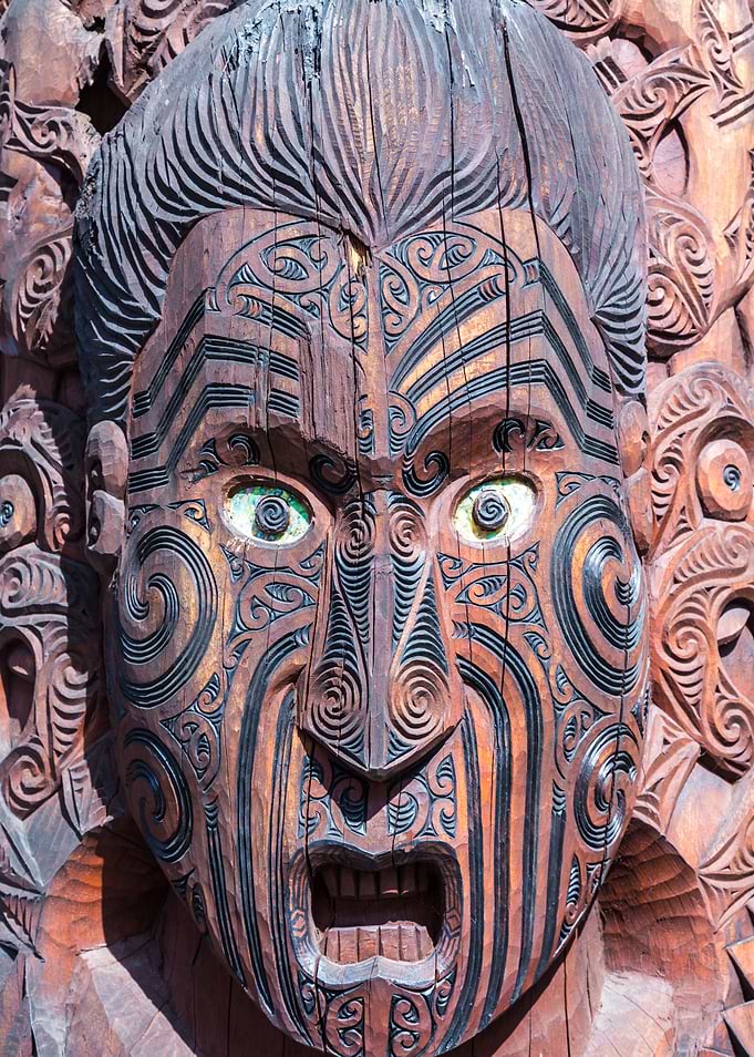 Maori carving New Zealand