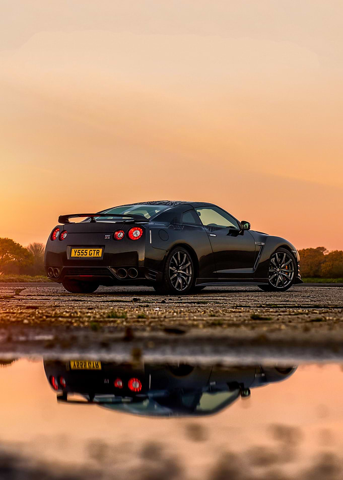 Nissan GT R