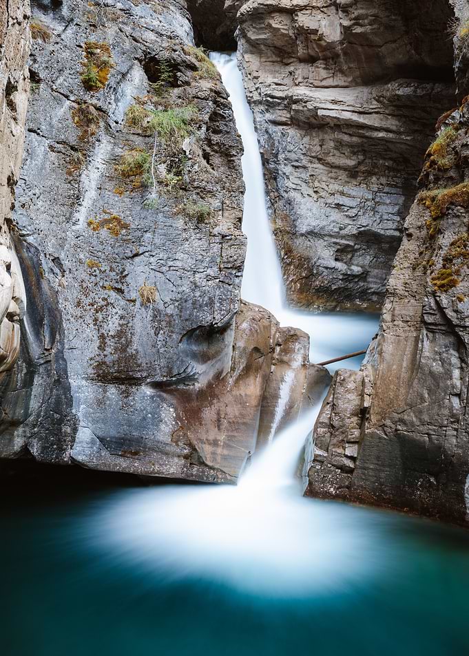Jonston canyon falls Banff